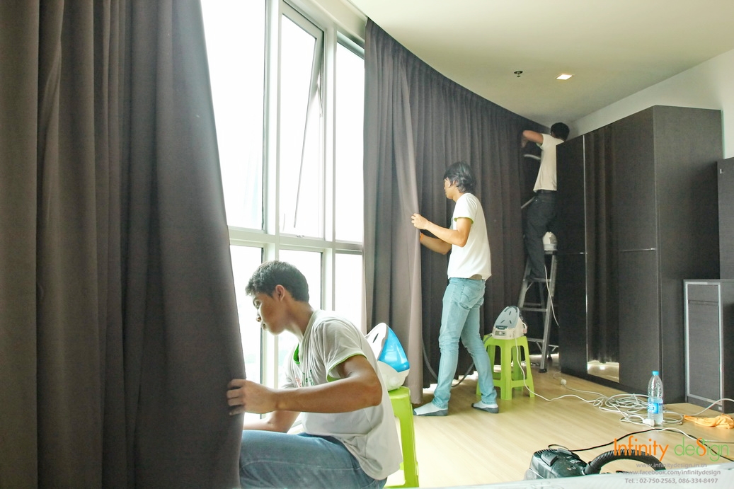ทีมช่างติดตั้ง Infinity Design @ Sky Walk ทีมช่างติดตั้ง Infinity Design @ Sky Walk
